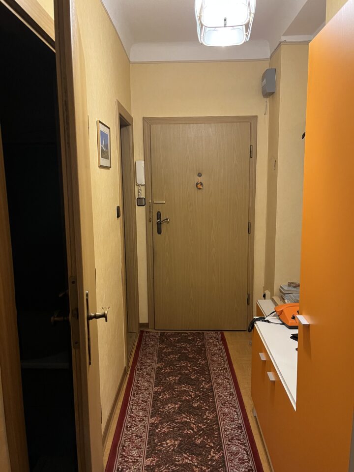 Referenzprojekt1 Wohnungssanierung Vorher 1 Img 2815